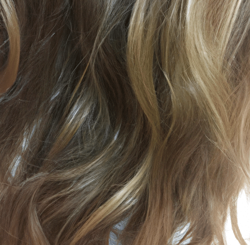 Piękno brązowych włosów z refleksami: odkryj ich magię i sposoby na utrzymanie blasku