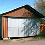 garaż z blachy drewnopodobnej